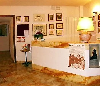 Cannon D'oro Otel 2*