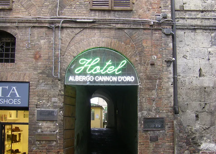 Cannon D'oro Hotel 2*